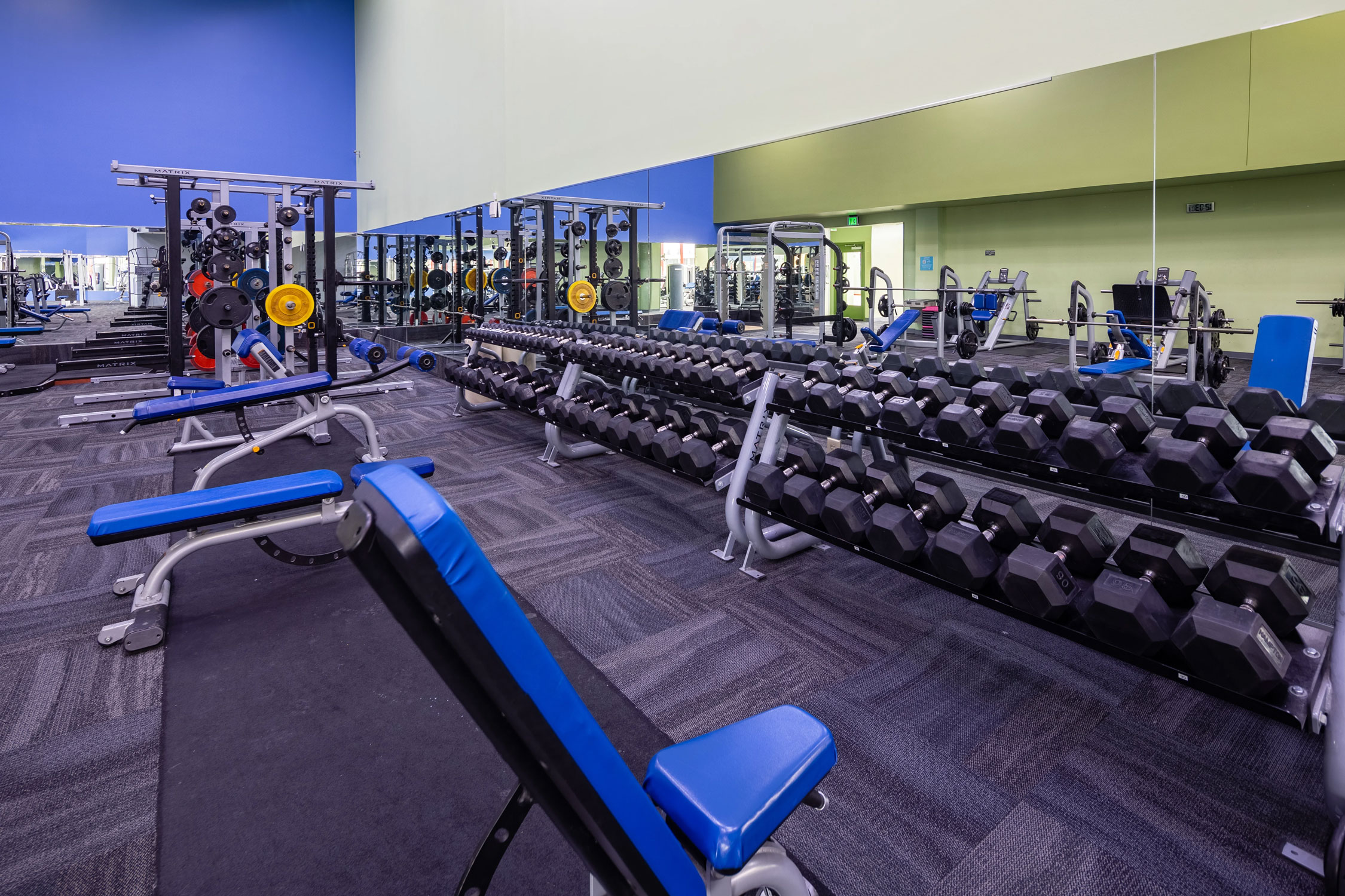 eagle-river-Weight-Room-005-compressed